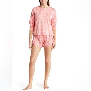 Jaclyn Long Sleeve Crop T-Shirt & Shorts Pajamas Brand New With Tags Cheetah